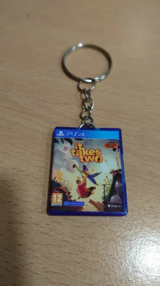 It Takes Two llavero PS4
