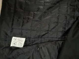 Chaquetón impermeable con forro polar desmontable