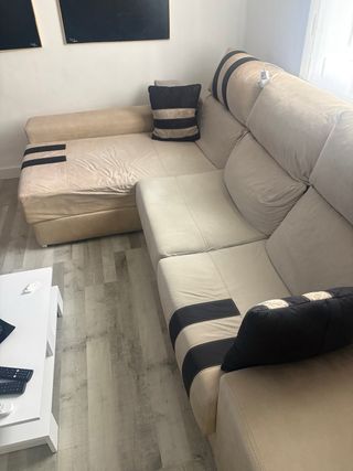 Sofá Chaise Longue Beige y Negro MUY BUEN ESTADO