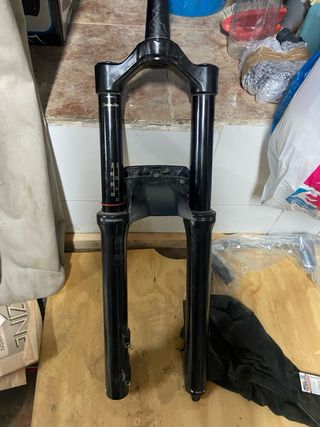 Horquilla RockShox ZEB 38