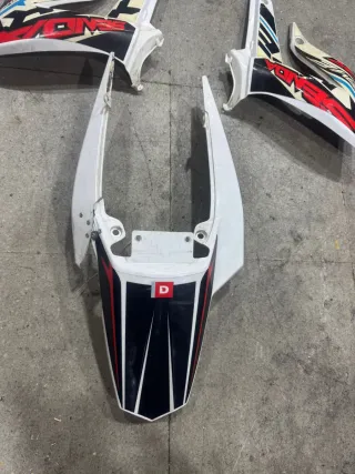 Kit Plásticos Derbi Senda Xtreme