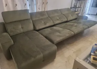 Sofá modular verde de tela