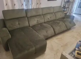 Sofá modular verde de tela