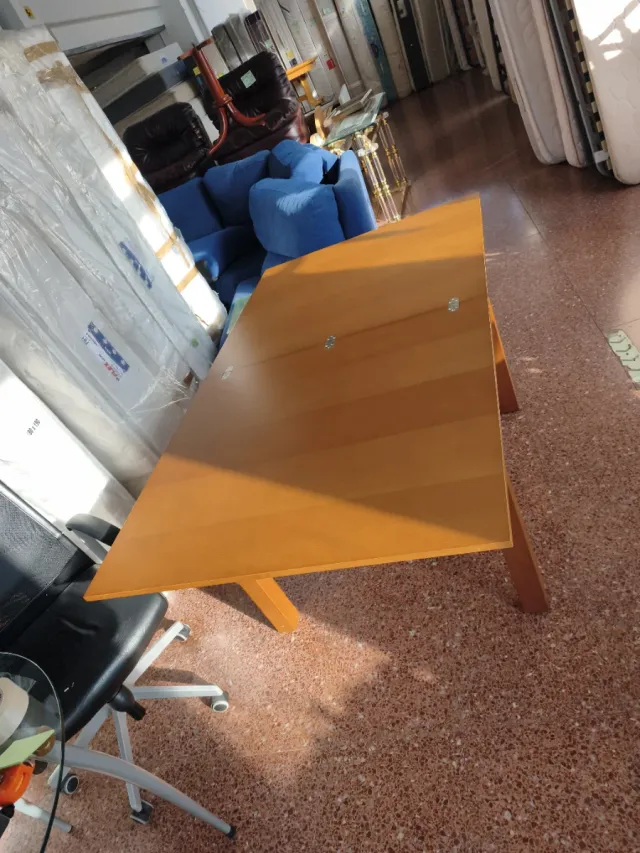 Mesa plegable de madera