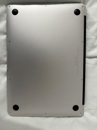 MacBook Air 13'' (2015) | 8GB RAM |