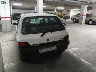 Renault Clio 1990