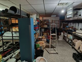 Local comercial en venta en Viaplana en Huelva