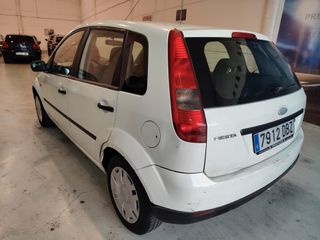 Ford Fiesta 2004