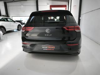 Volkswagen Golf 2021