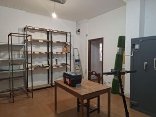 Local comercial en venta en Camas