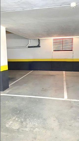 Garaje en venta en Medina de Pomar