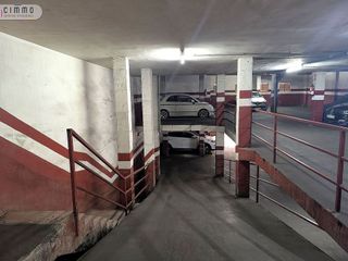 Garaje en venta en Sants en Barcelona