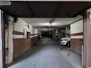 Garaje en venta en Sants en Barcelona