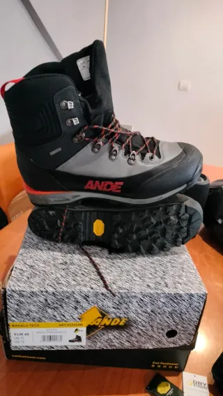 Botas de montaña ANDE Makalu Tech Talla 46