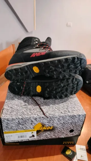 Botas de montaña ANDE Makalu Tech Talla 46