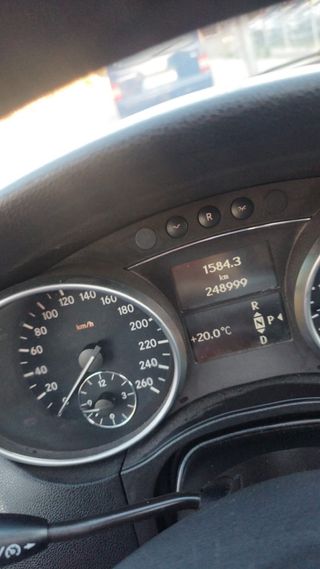 Mercedes-Benz Clase M 2007, suspension normal