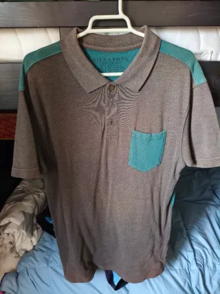 Polo Billabong Talla S Marrón y Turquesa