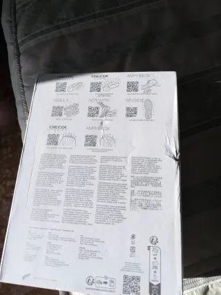 Zapatillas Geox Blancas y Plateadas