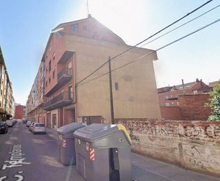 Garaje en venta en Crucero - Pinilla en León