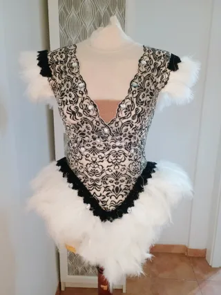 Disfraz Burlesque Mujer Negro y Blanco