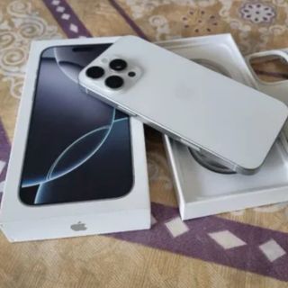 iPhone 16 Pro Max 256 GB Plata como nuevo