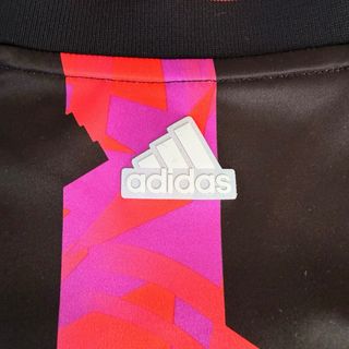 Camiseta Adidas Sportswear Crop Top NUEVA