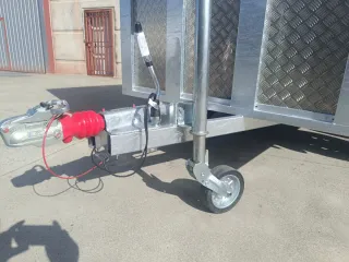 Remolque Ganadero modelo REFORZADO, NUEVO