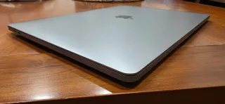 MacBook Pro 2019 15" i9 16gb 500gb LEER SOLO HOY