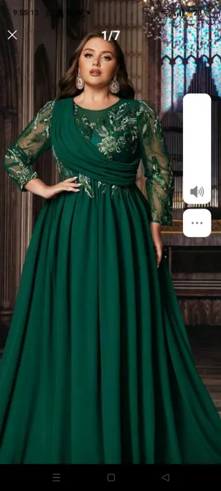 Vestido elegante verde con pedrería