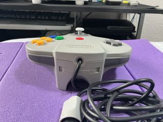 Mando Nintendo N64 Gris - Muy Buen Estado