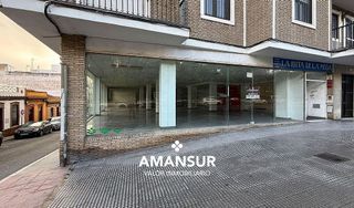 Local comercial en alquiler en Reina Victoria - Matadero en Huelva