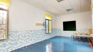 Local comercial en alquiler en Barrio de Ciudad Jardín en Málaga
