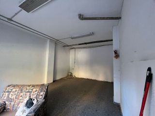 Local comercial en venta en Pajaritos - Plaza de Toros en Granada