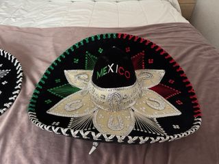 Sombreros Mexicanos Charro Negros y Plateados
