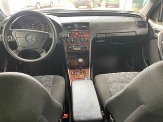 Mercedes-Benz Clase C 2000