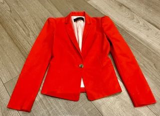 Americana Zara Roja con hombreras