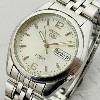 Reloj Seiko 5 Automático Plata y Blanco