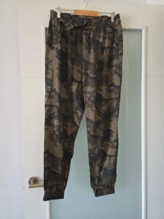 Pantalón militar camuflaje