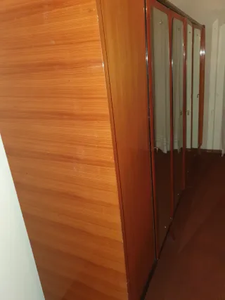 Armadio 6 ante in legno con specchi