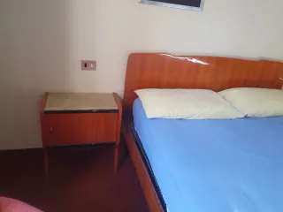 Camera da letto Vintage ( 1961 ) in legno lucido