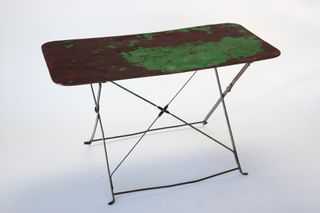 Tavolo da giardino pieghevole in metallo