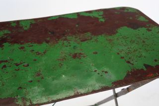 Tavolo da giardino pieghevole in metallo