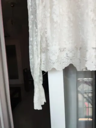 Blusa de encaje para ceremonias