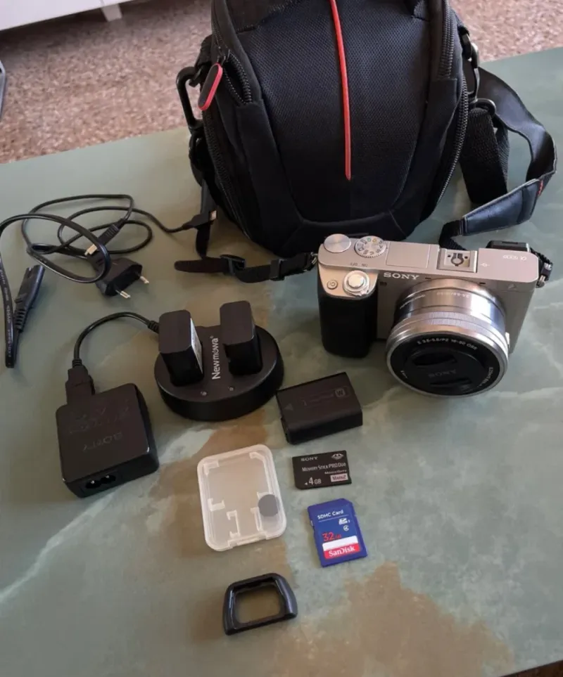 CámaraSonya6000+Objetivo 16-50+2baterias+mochila afbeelding 2