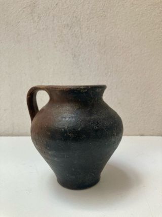 Pequeño jarrón antiguo de loza principio siglo XX