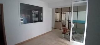 Local comercial en venta en San Mamés - La Palomera en León