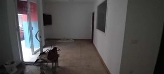 Local comercial en venta en San Mamés - La Palomera en León