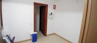 Local comercial en venta en San Mamés - La Palomera en León