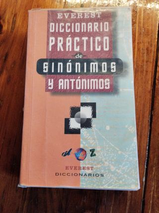 Diccionario Práctico de sinónimos y antónimos