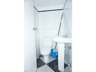 Local comercial en venta en Zona Hispanidad-Vivar Téllez en Vélez-Málaga